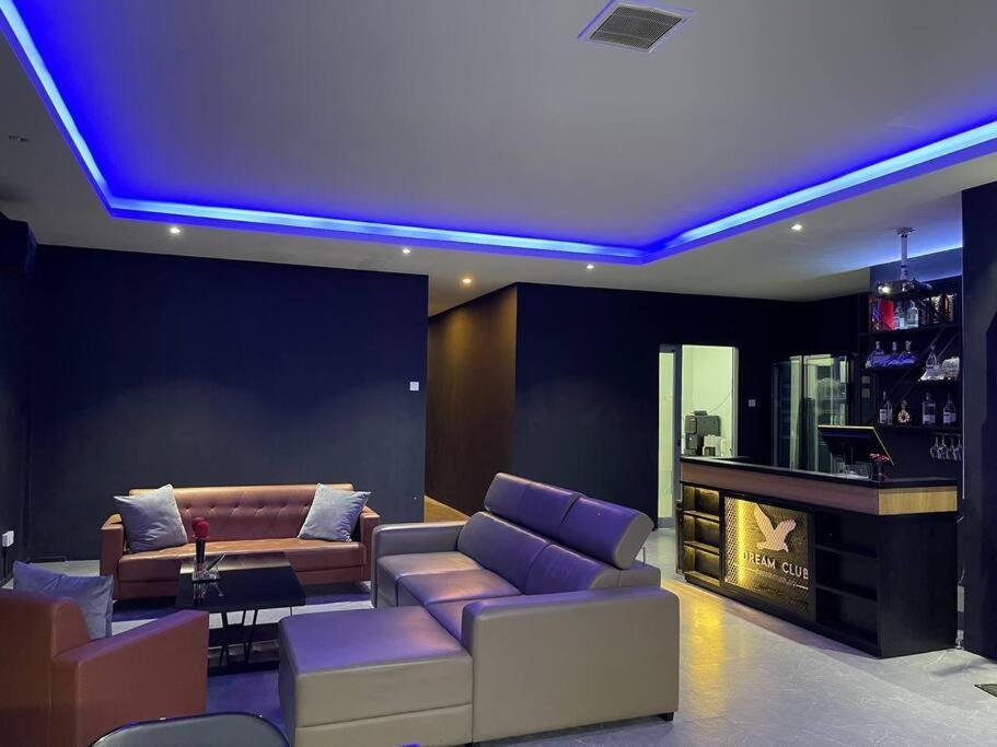 1tebrau Entertainment 2br Pangsapuri *