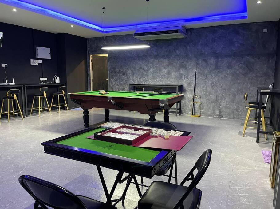 1tebrau Entertainment 2br * Johor Bahru